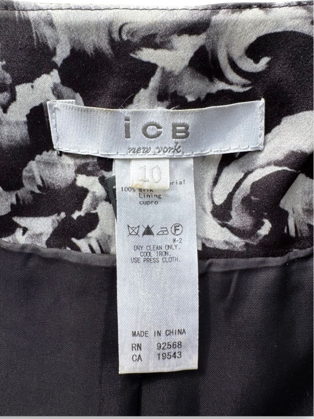ICB NEW YORK Black White 100% Silk Floral Zip Front Dress Size 10 - Picture 5 of 9
